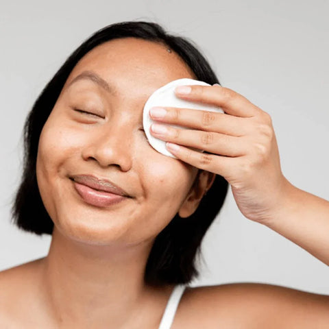 Clean & Clear Deep action Make up Remover Milk 150Ml